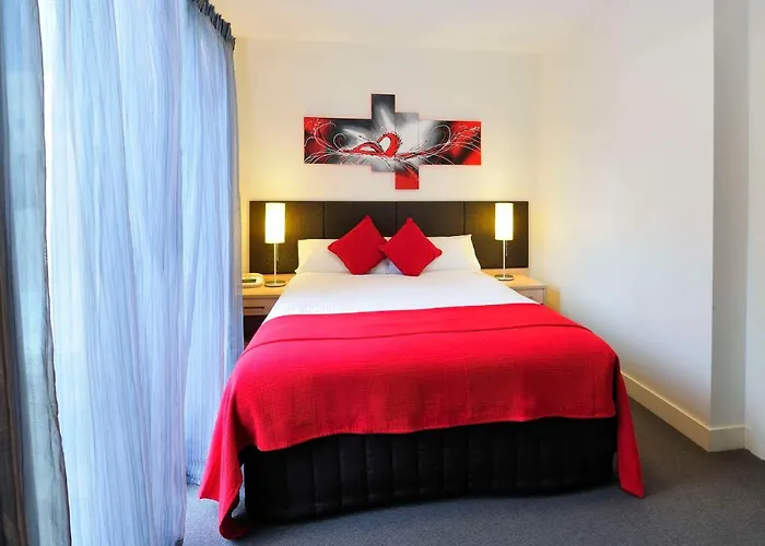 Metro Apartments On Bank Place Melbourne